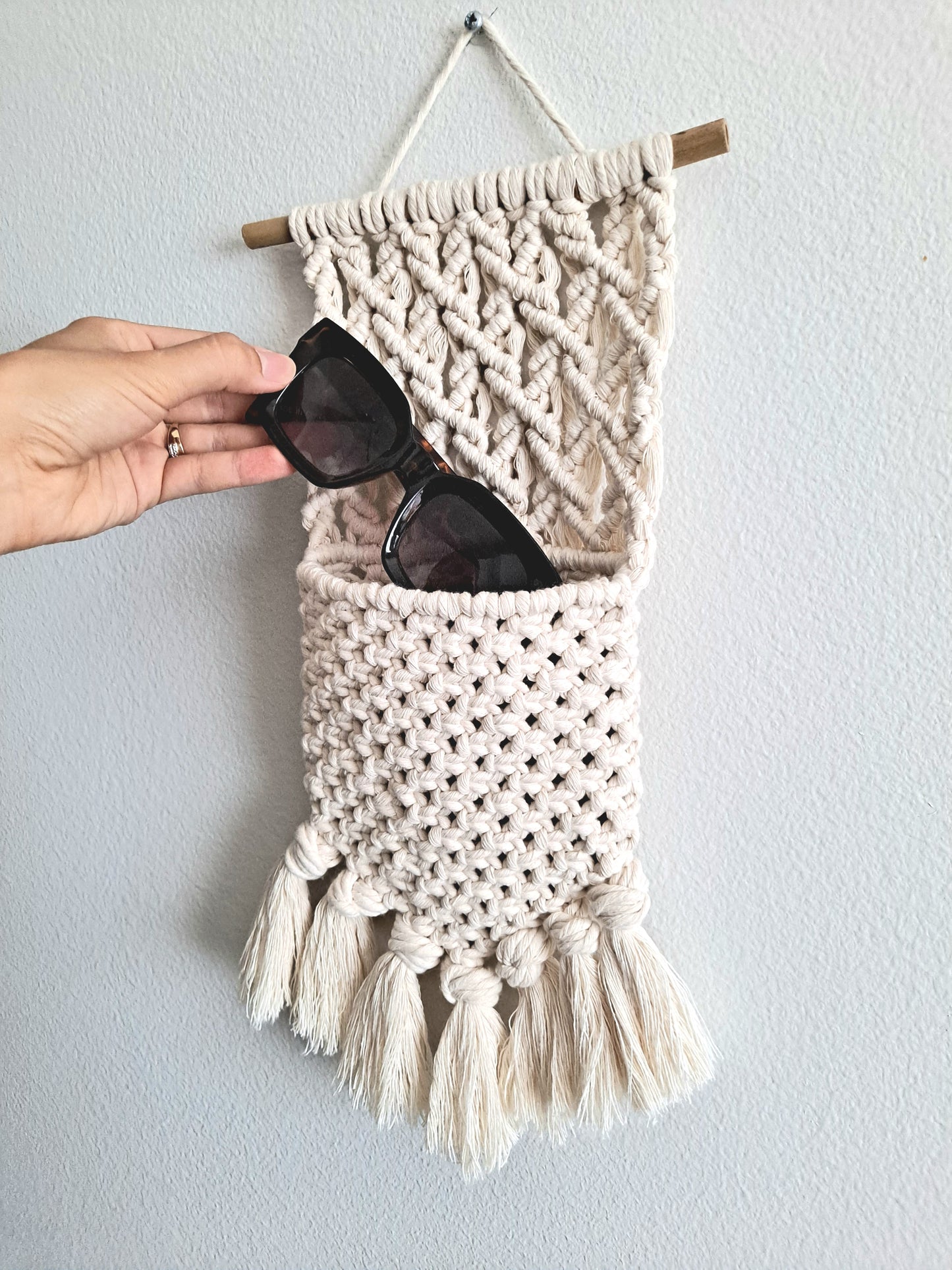 Makramee seinätasku