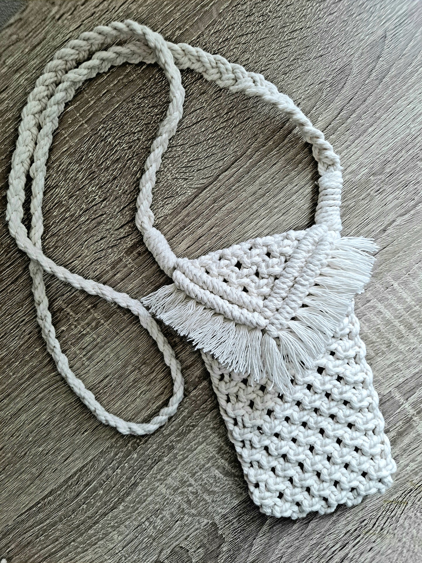 Macrame cell phone case