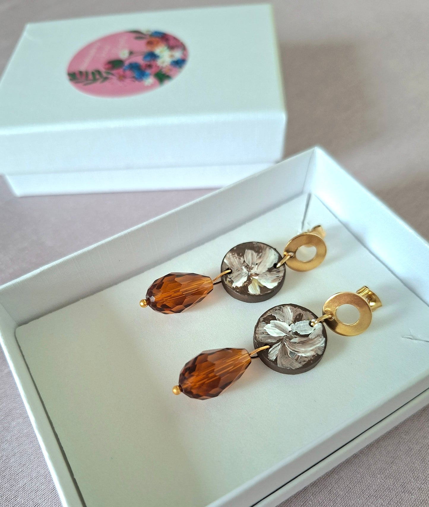 Pisara korvakorut ruskea